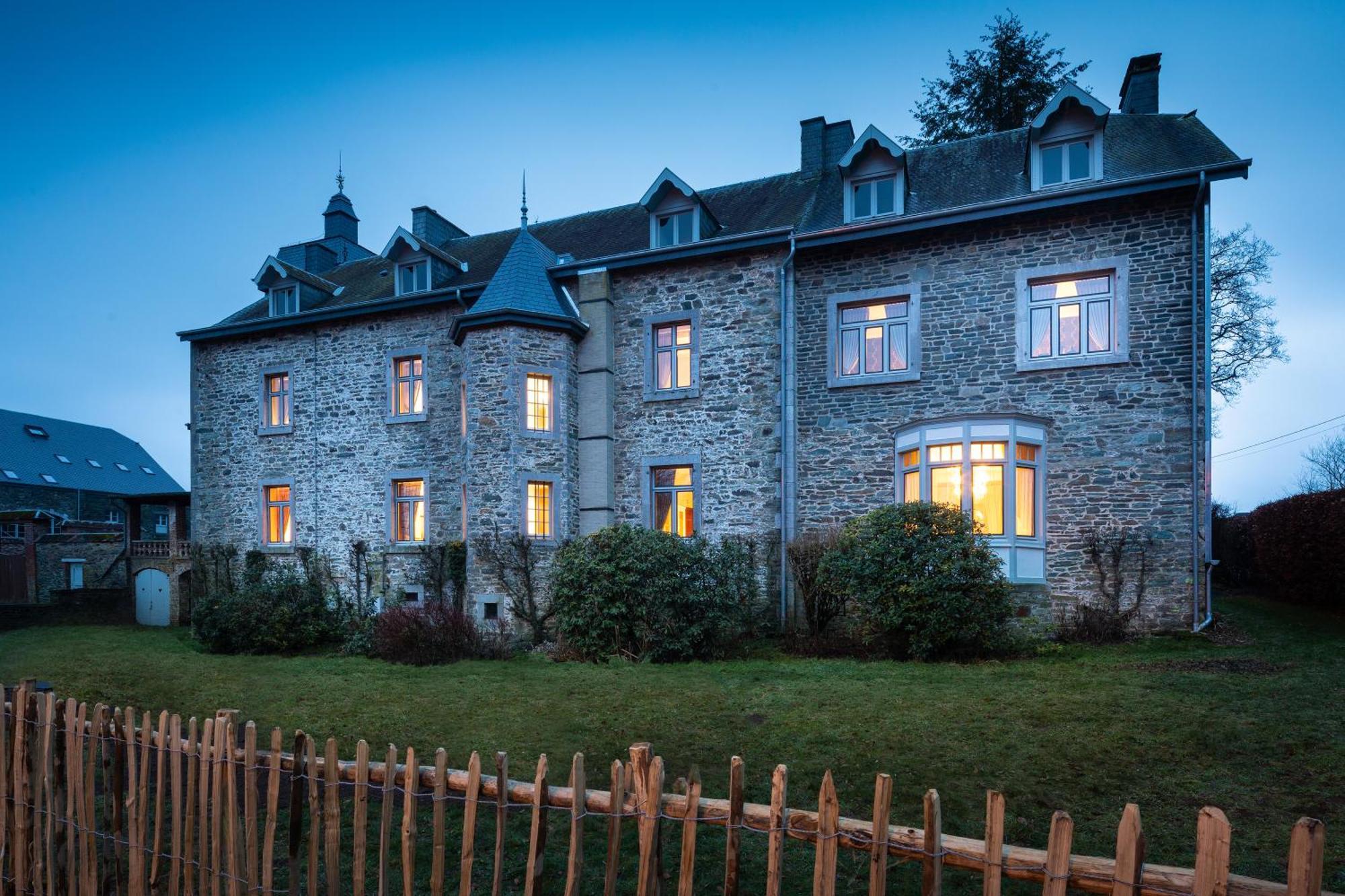 Chateau-Ferme Des Abys Paliseul Bagian luar foto